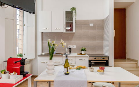 Movie Suite Jesi: Meubles, Design Intérieur, Cuisine, Sol, Bois, Appareil De Cuisine, Principaux Appliance, Sol, Chaise, Électroménager