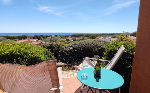 Villetta Oasi Belvedere, Budoni, Wifi, Ac: Meubles, Mobilier De Jardin, Chaise, Tableau De Plein Air, Ombre, Balcon, Table Basse, Eco Hôtel, Chaise Pliante, Accoudoir