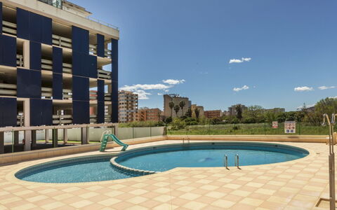 Aroca: Appartement, Composite, Condominium, Ombre, Piscine, Balcon, Hôtel