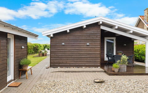 Dimo - 20M from the Sea: Herbe, Prairie, Lot Terre, Chalet, Zone Rurale, Prairie, Batiments Jardin, Jardin, Cabanon