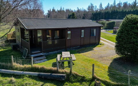 Lodge 5: Herbe, Chalet, Maison, Domicile, Toit, Zone Rurale, Porche, Lot Terre, Cabane En Rondins, Batiments Jardin