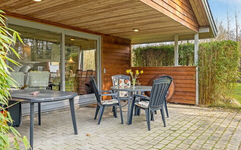 Franzisca - 200M to the Fjord: Maison, Toit, Domicile, Chalet, Cabanon, Batiments Jardin, Siding, Cour, Cabane En Rondins, Cabane