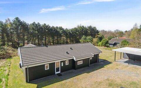 Edna - 500M from the Sea: Bois, Sol, Design Intérieur, Sol, Meubles, Parquet, Pièce, Plafond, Tache De Bois, Dur