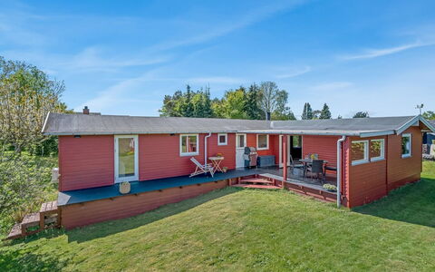 Oona - 700M from the Sea: Toit, Cabanon, Chalet, Batiments Jardin, Siding, Dur
