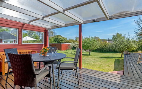 Oona - 700M from the Sea: Toit, Cabanon, Chalet, Batiments Jardin, Siding, Dur