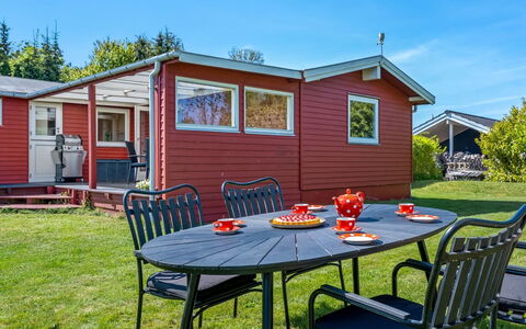 Oona - 700M from the Sea: Toit, Cabanon, Chalet, Batiments Jardin, Siding, Dur