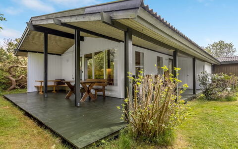 Rikkart - 400M from the Sea: Biens, Ombre, Allée, Ferme