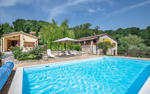 Casa Alloro, Ac, Wifi, Narni: Piscine, Recours, Eco Hôtel, Mobilier De Jardin, Caractéristique De L'Eau, Arrière-Cour, Ville Resort, Thermes