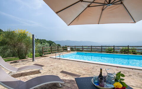 Casa Alloro, Ac, Wifi, Narni: Piscine, Recours, Mobilier De Jardin, Eco Hôtel, Chaise, Hôtel, Villa, Ville Resort