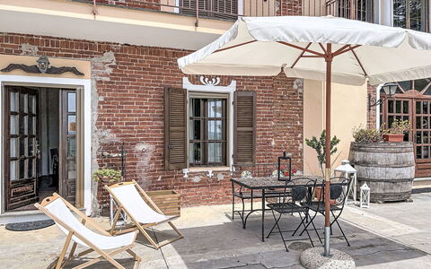Asti 50: Meubles, Mobilier De Jardin, Chaise, Porte, Tableau De Plein Air, Parapluie, Brique, Ombre, Le Fer, Pot De Fleur