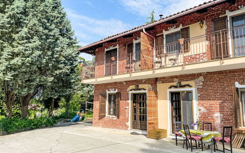 Asti 50: Domicile, Appartement, Balcon, Biens, Ombre, Villa, Eco Hôtel, Porche, Aménagement Paysager, Manoir