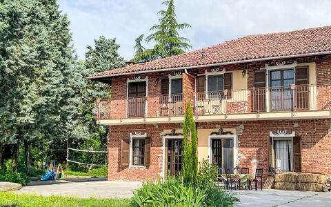 Asti 50: Domicile, Appartement, Balcon, Biens, Ombre, Villa, Eco Hôtel, Porche, Aménagement Paysager, Manoir