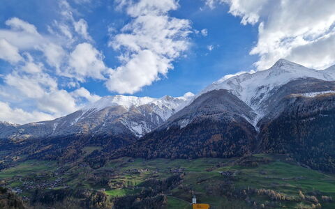 Dorfstrasse 97 2. Og Süd: Montagne, Ciel, Montagnes Relief, Nuage, La Nature, Colline, Chaîne De Montagnes, Montagnes, Paysage Naturel, Paysage