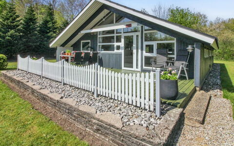 Winter - 31Km from the Sea: Herbe, Prairie, Lot Terre, Chalet, Zone Rurale, Prairie, Batiments Jardin, Jardin, Cabanon