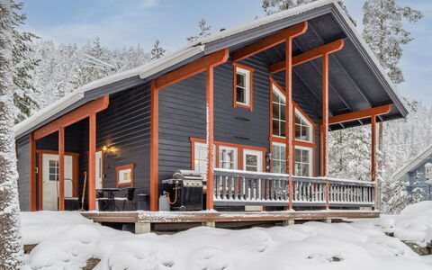 Blue Lake Villa: Lit, Meubles, Chambre, Design Intérieur, Literie, Drap De Lit, Sol, Bois, Sol, Pièce
