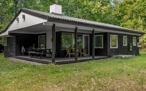 Gitten - from the Sea: Bois, Domicile, Porche, Plate-Forme, Dur, Toit, Tache De Bois, Parquet, Eco Hôtel