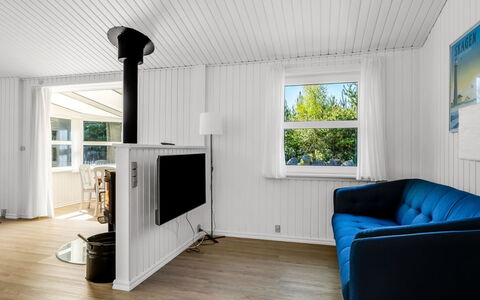 Balthasar - 400M from the Sea: Sol, Bois, Design Intérieur, Sol, Plafond, Domicile, Parquet, Pièce, Salon, Meubles