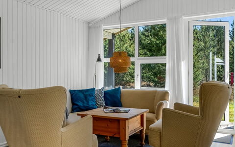 Balthasar - 400M from the Sea: Design Intérieur, Meubles, Bois, Plafond, Sol, Pièce, Sol, Canapé, Salon, Domicile