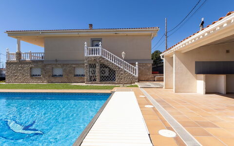 Gladiols: Piscine, Zone Résidentielle, Sol, Sol, Composite, Biens, Ombre, Recours, Tuile, Villa