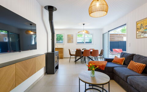 Ohana: Design Intérieur, Meubles, Sol, Mur, Canapé, Bois, Plafond, Sol, Luminaire, Salon
