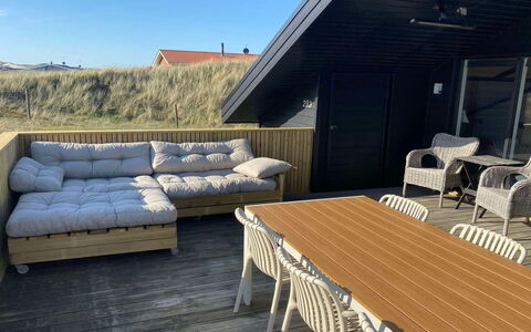 Jyde - 250M from the Sea: Maison, Toit, Domicile, Chalet, Cabanon, Batiments Jardin, Siding, Cour, Cabane En Rondins, Cabane