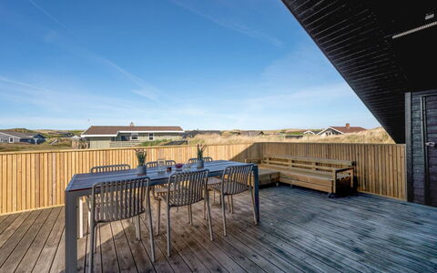 Jyde - 250M from the Sea: Maison, Toit, Domicile, Chalet, Cabanon, Batiments Jardin, Siding, Cour, Cabane En Rondins, Cabane