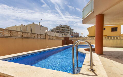 Noelia: Appartement, Condominium, Balcon, Mobilier De Jardin, Chaise, Hôtel, Cour, Recours