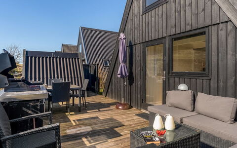 Kauno - 16Km to the Fjord: Bois, Sol, Design Intérieur, Sol, Meubles, Parquet, Pièce, Plafond, Tache De Bois, Dur