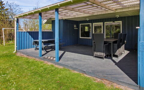 Alia - 30Km from the Sea: Biens, Ombre, Allée, Ferme