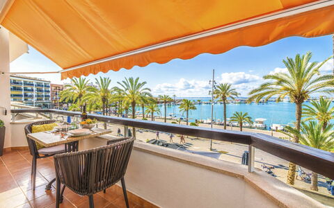 Marina Sea Views: Appartement, Ombre, Hôtel, Recours, Balcon