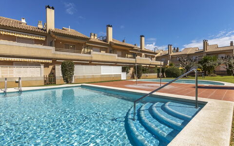 Torredembarra 403: Piscine, Recours, Biens, Ombre, Villa, Manoir, Cour, Hacienda, Eco Hôtel, Hôtel