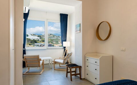 Sanremo 717: Meubles, Design Intérieur, Pièce, Sol, Chaise, Appartement, Plafond, Chambre, Linge, Lampe