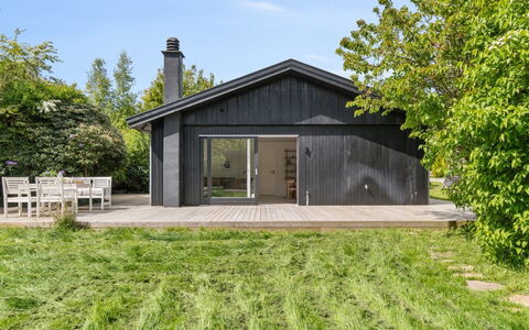 Vilppu - 800M from the Sea: Herbe, Prairie, Lot Terre, Chalet, Zone Rurale, Prairie, Batiments Jardin, Jardin, Cabanon