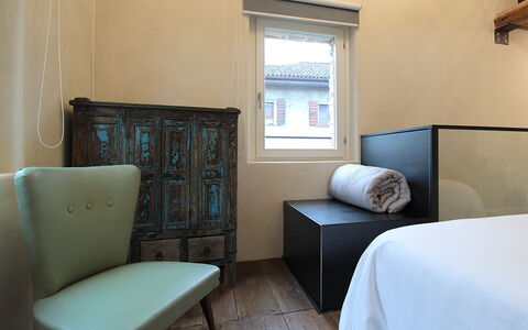 Design Loft, Romantic Retreat, Feltre: Mur, Design Intérieur, Bois, Meubles, Sol, Sol, Éclairage, Chambre, Lit, Pièce