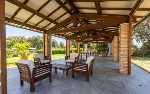 Tenuta i Mandorli, Pool, Wifi, Peccioli: Bois, Sol, Ombre, Meubles, Structure En Plein Air, Mobilier De Jardin, Faisceau, Tache De Bois, Porche, Dur