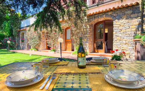 Casa Delle Chicche - Imperia: Recours, Jardin, Hacienda, Eco Hôtel, Pot De Fleur, Mobilier De Jardin, Piscine, Chaise, Cour, Arrière-Cour