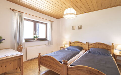 Schladming 623: Lit, Chambre, Literie, Design Intérieur, Drap De Lit, Meubles, Bois, Plafond, Pièce, Sol