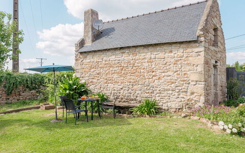 Le Nid du Soleil: Composite, Porche, Eco Hôtel, Ombre, Plate-Forme, Mobilier De Jardin, Balcon, Patio, Pot De Fleur, Tache De Bois