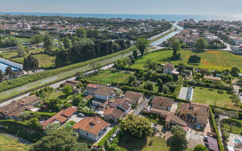 Casa Chiara: Zone Résidentielle, Vue Du Ciel, Photographie Aérienne, Zone Urbaine, Paysage, Quartier, Banlieue, Design Urbain, Domicile, Établissements Humains