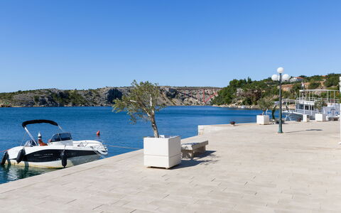 Nekić: Cotiers Et Relief Océaniques, Côte, Lac, Mer, Rive, Navire, Tropiques, Plage, Bateau, Vacances