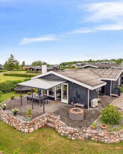 Eweline - 400M from the Sea