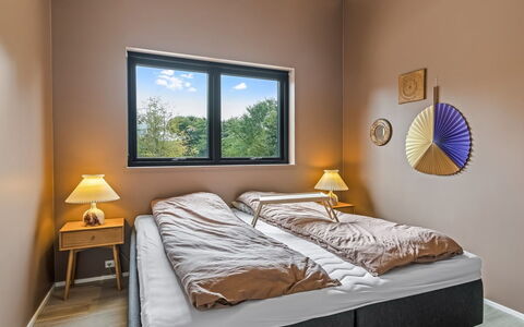 Stjerne - 300M to the Fjord: Lit, Literie, Design Intérieur, Meubles, Chambre, Drap De Lit, Mur, Sol, Sol, Bois