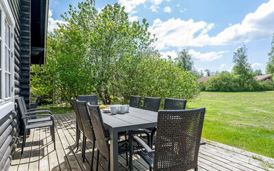 Edzard - 900M from the Sea