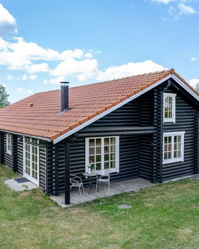 Edzard - 900M from the Sea