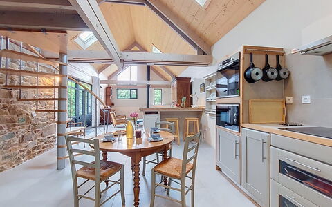 Le Préau: Meubles, Design Intérieur, Bois, Plafond, Sol, Luminaire, Cuisine, Éclairage, Sol, Domicile