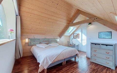 Le Préau: Meubles, Design Intérieur, Bois, Chambre, Lit, Plafond, Sol, Sol, Pièce, Éclairage