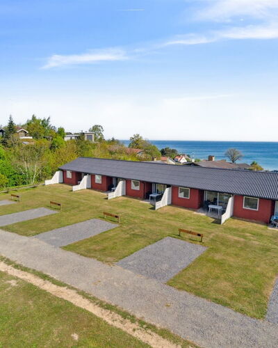 Heddi - 300M from the Sea