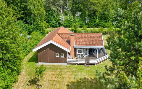 Hennrik - 240M from the Sea: Herbe, Prairie, Lot Terre, Chalet, Zone Rurale, Prairie, Batiments Jardin, Jardin, Cabanon