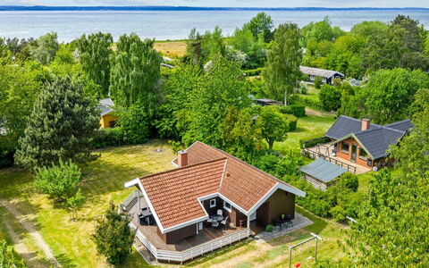 Hennrik - 240M from the Sea: Herbe, Prairie, Lot Terre, Chalet, Zone Rurale, Prairie, Batiments Jardin, Jardin, Cabanon