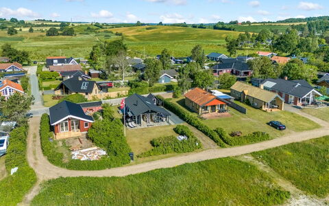 Withger - 20M from the Sea: Maison, Domicile, Toit, Zone Résidentielle, Chalet, Biens, Ferme, Pelouse, Aménagement Paysager, Siding